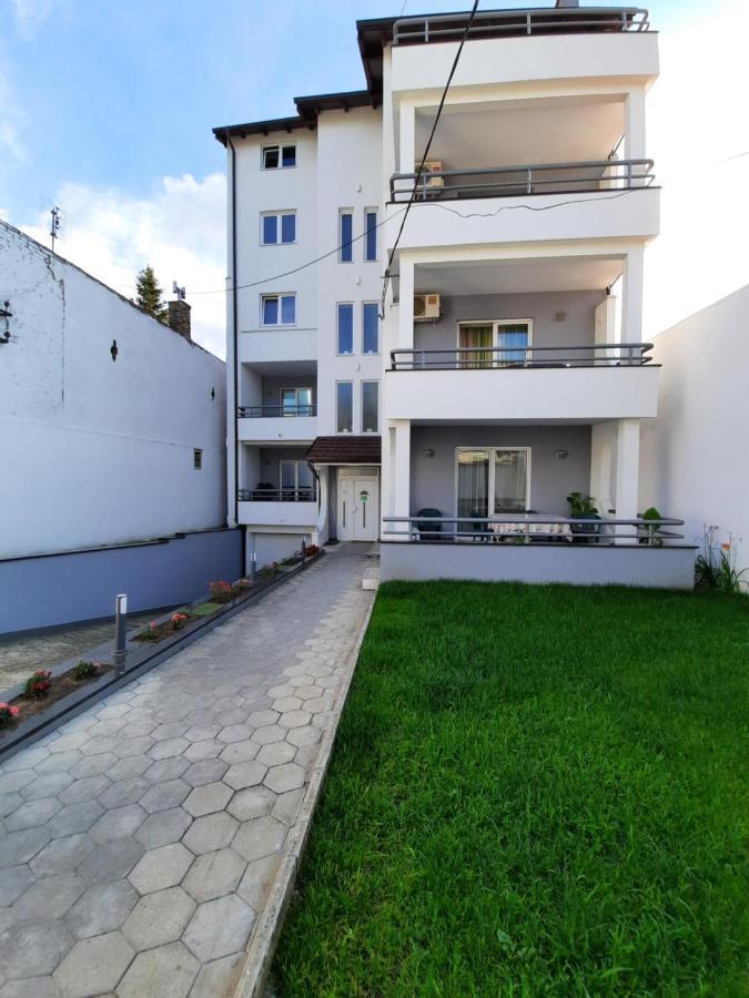 Divizija Lux Apartments Белград Экстерьер фото