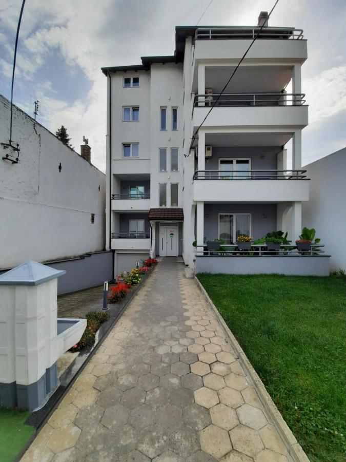 Divizija Lux Apartments Белград Экстерьер фото